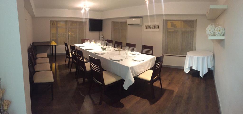Pension Oasis Zamora Buitenkant foto