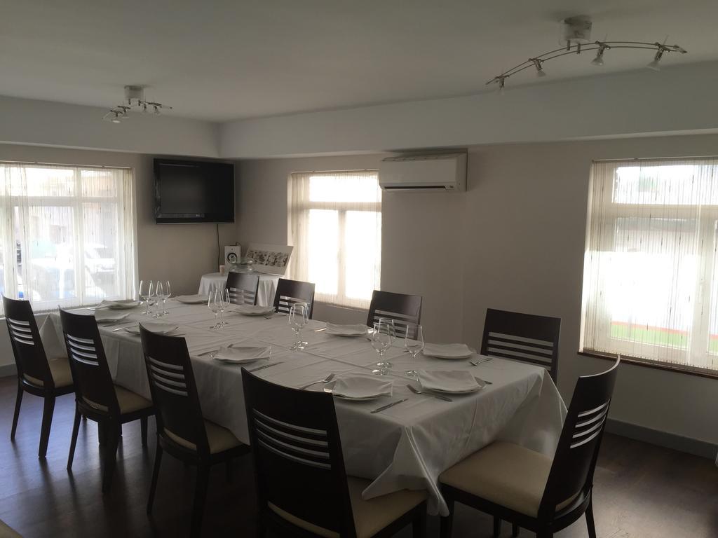 Pension Oasis Zamora Buitenkant foto