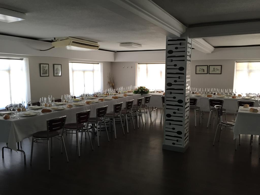 Pension Oasis Zamora Buitenkant foto